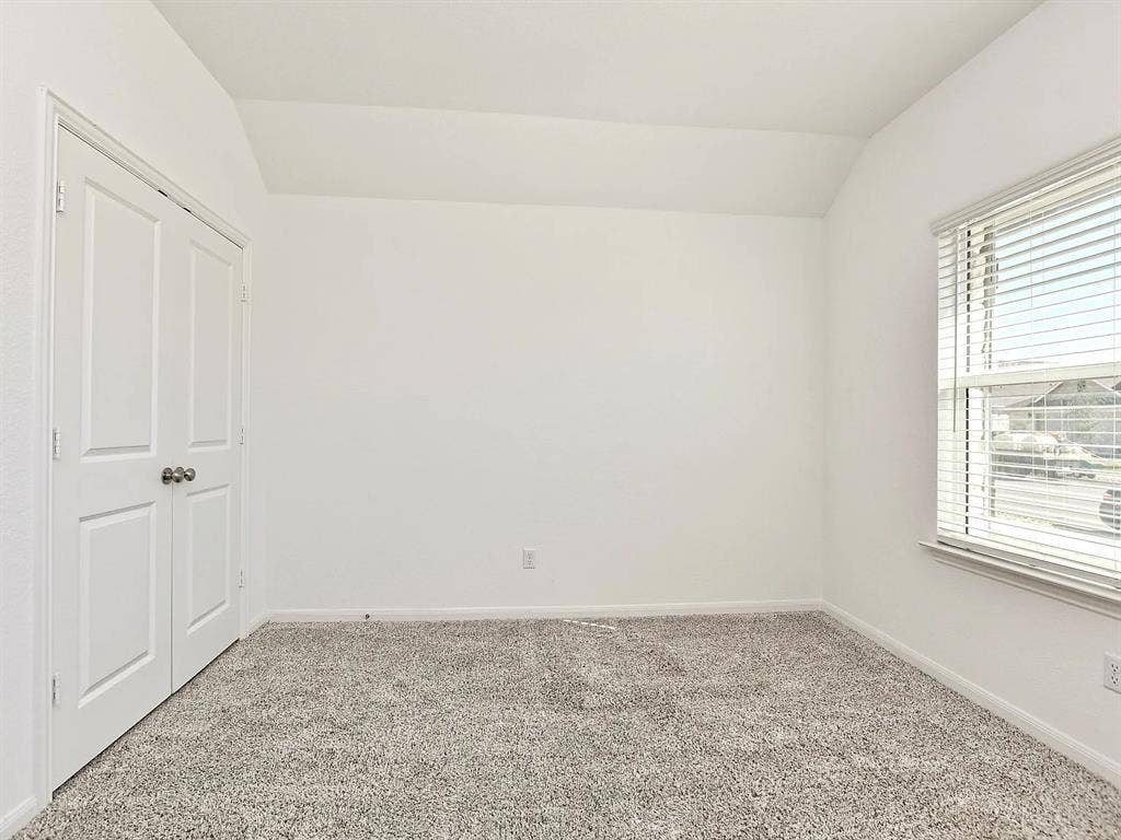 4 BR in Georgetown