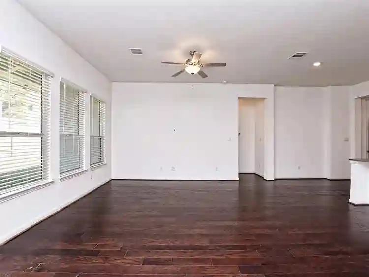 4 BR in Georgetown