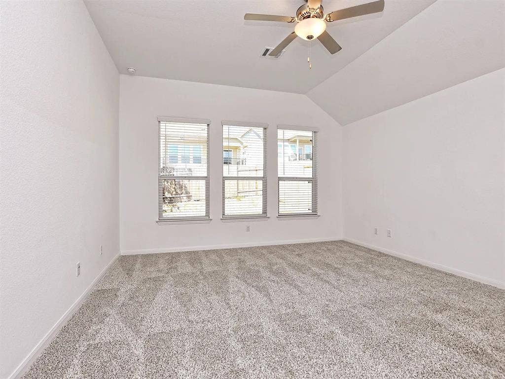4 BR in Georgetown