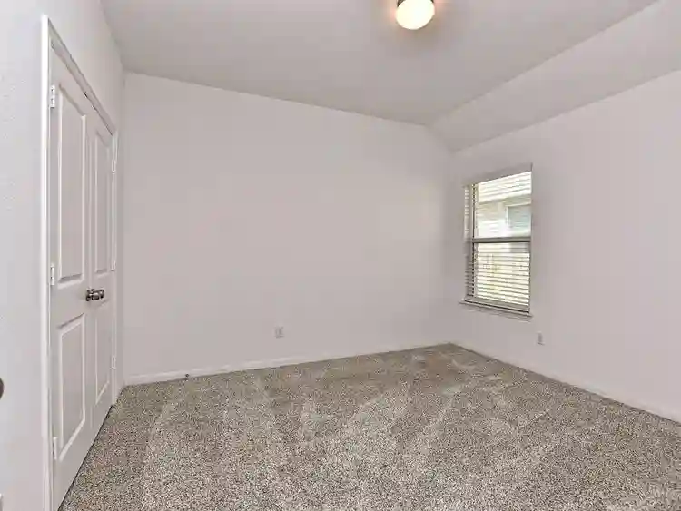4 BR in Georgetown