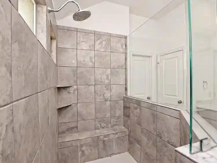 4 BR in Georgetown