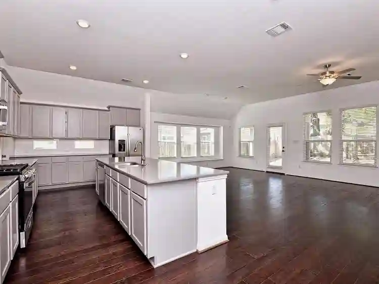 4 BR in Georgetown
