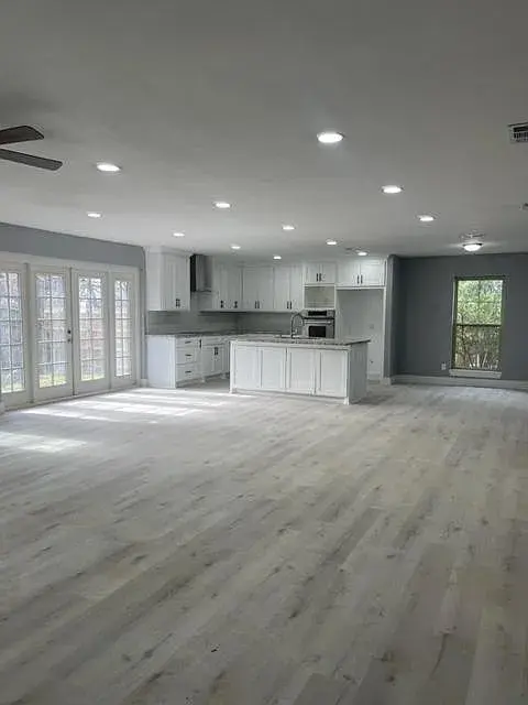 4 BR in Hurst