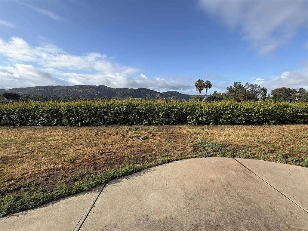 Room for Rent in Blossom Valley