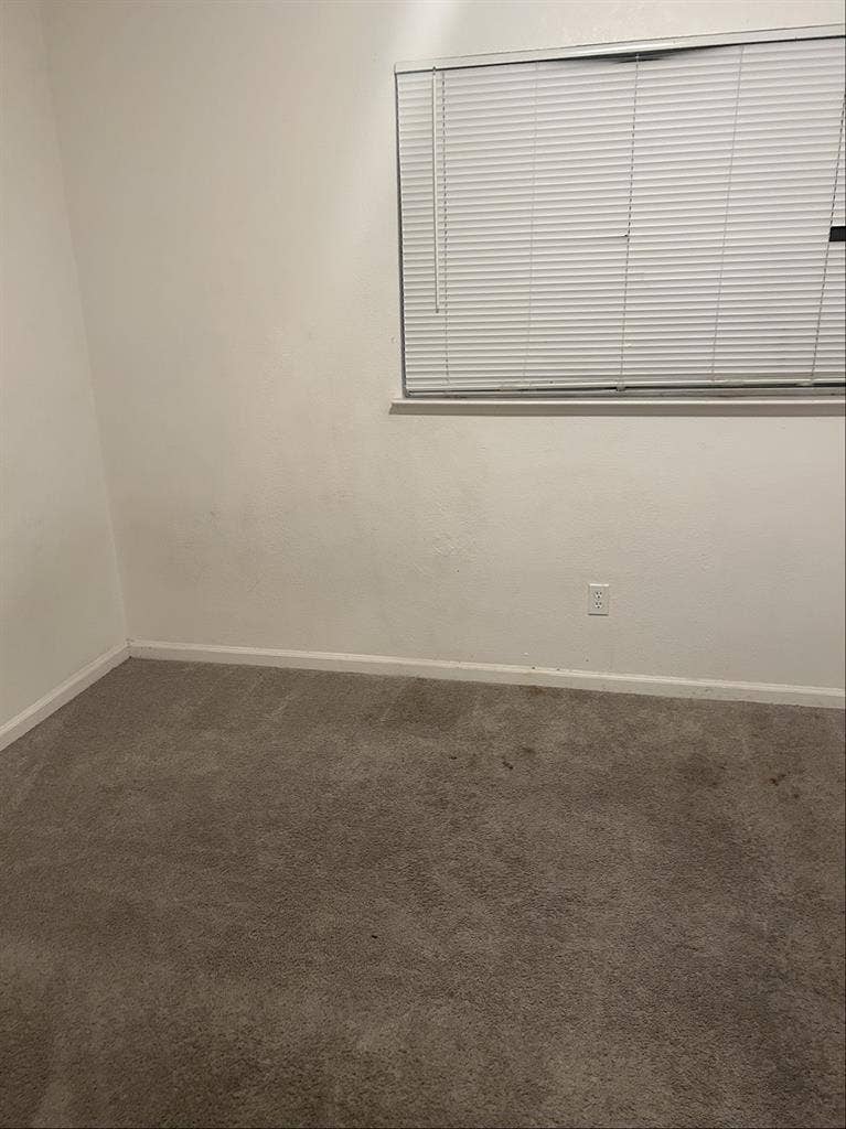 Upstairs Bedroom $900