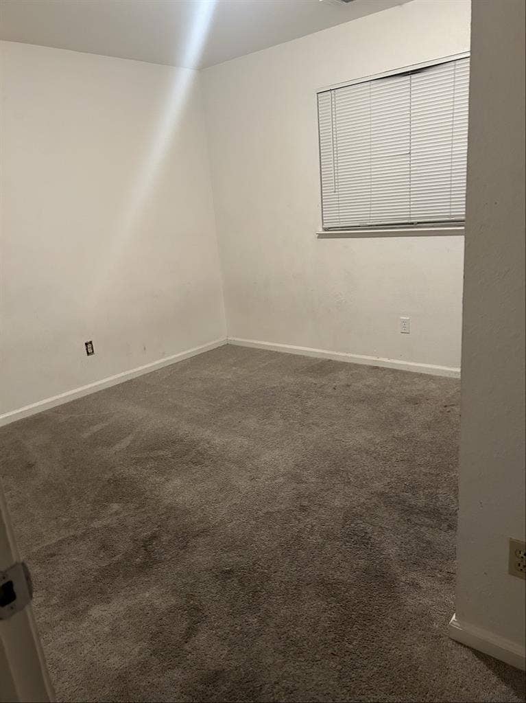 Upstairs Bedroom $900