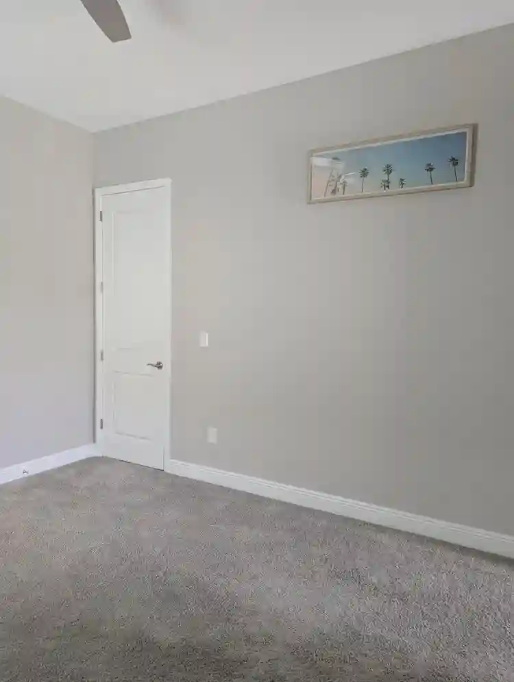 Private Room With Shared Bathroom
