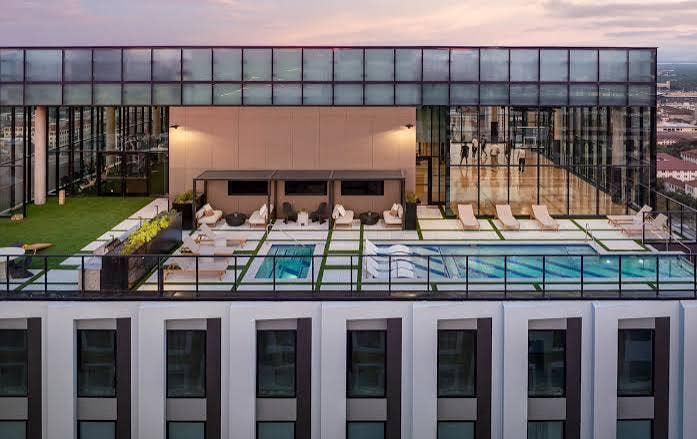 SPRING SUBLEASE AVAIL - LOW PRICE