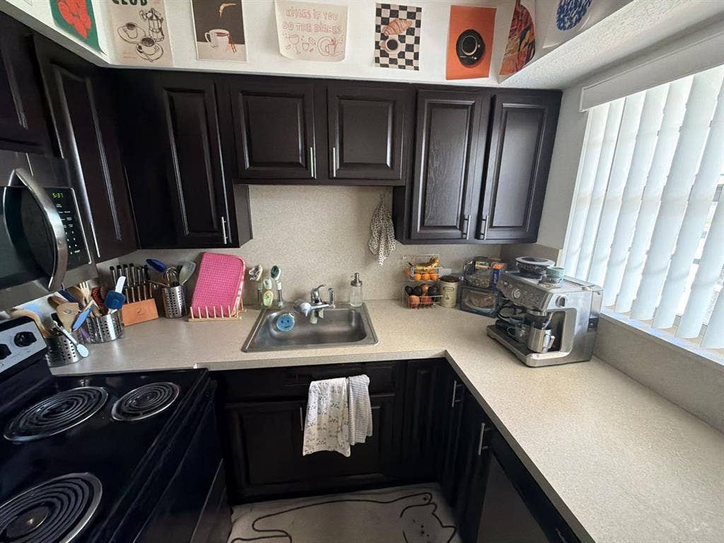 Room for rent!