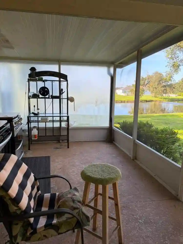 2-room 2-bath rental