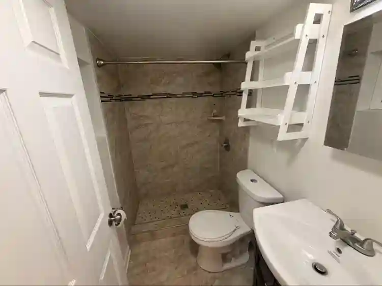3BR/2BA Fully Furnished House