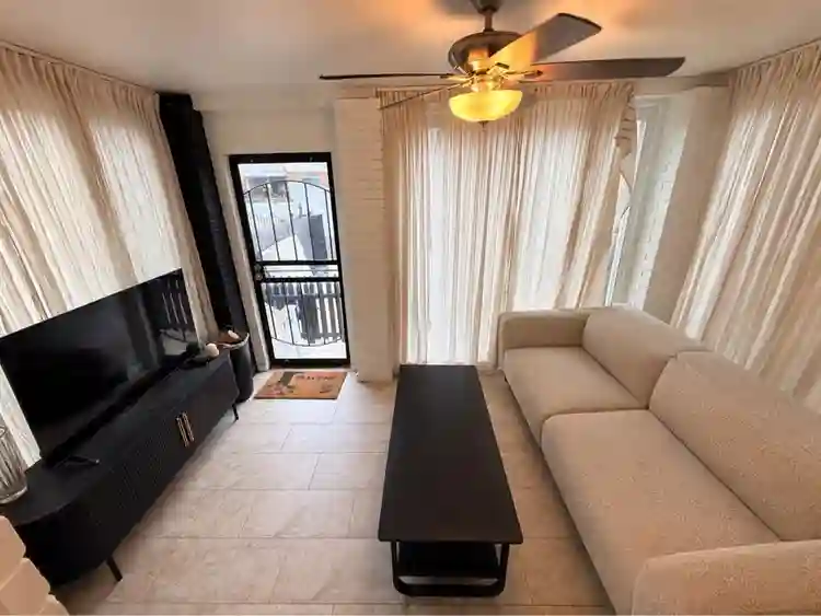 3BR/2BA Fully Furnished House