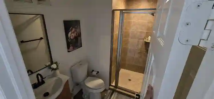 Private room all utilities included