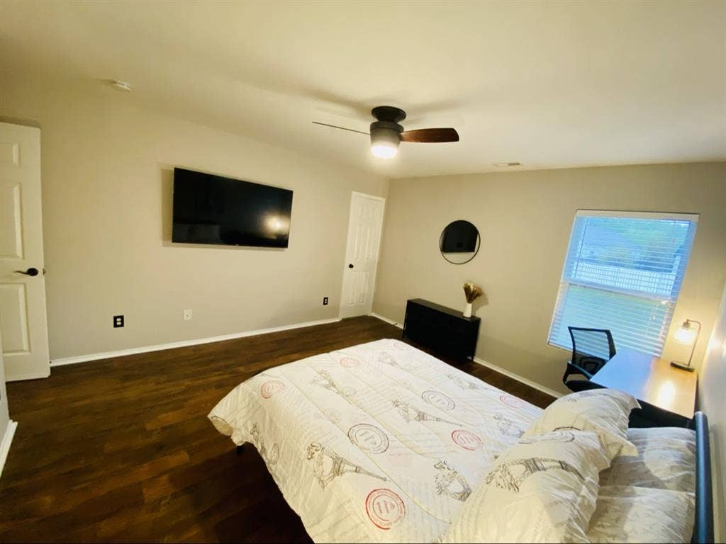 Dormitorio grande/large bedroom