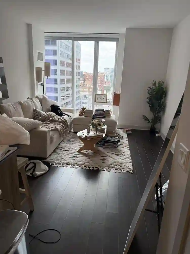 1B1B at Wolf Point East