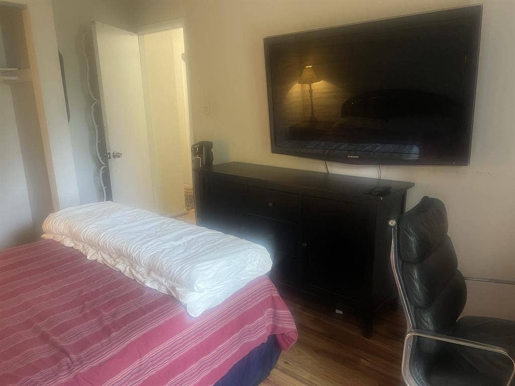 ✨FURNISHED ROOM FOR RENT $700