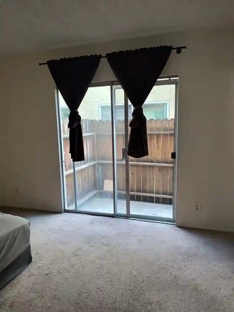 Private room + private bathroom
