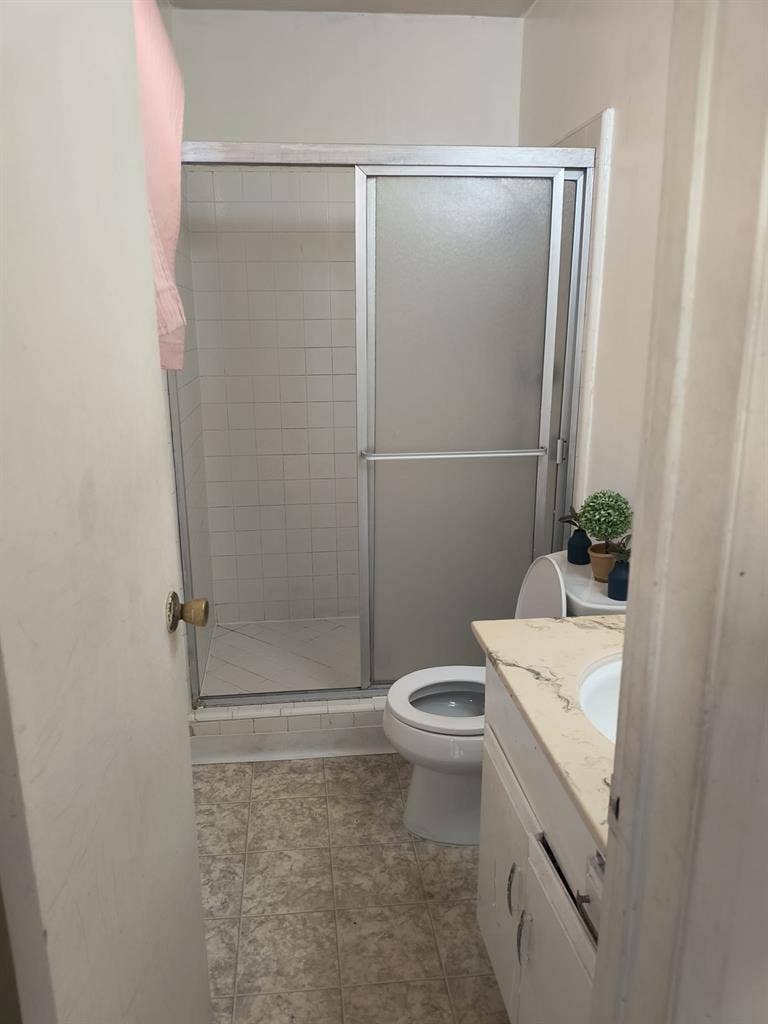 Private room + private bathroom