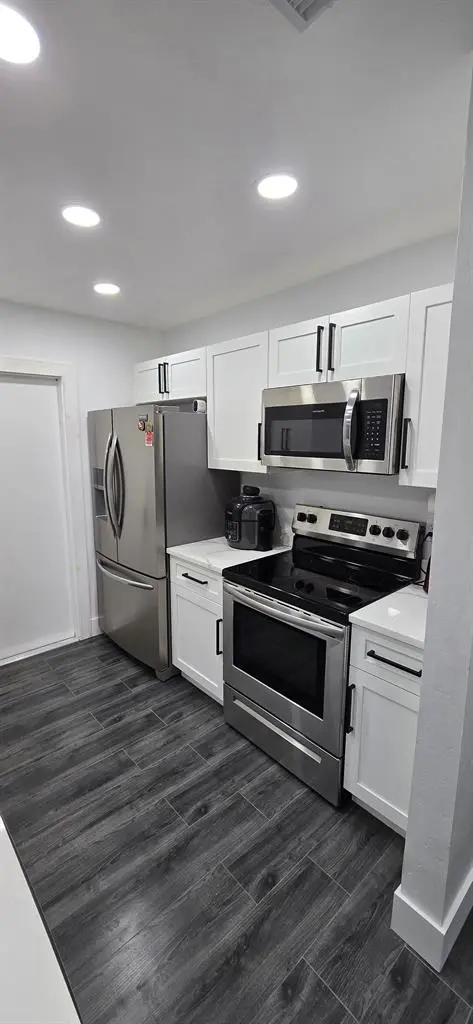 Room in highly upgraded renovation
