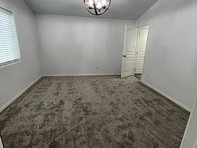 Looking for New Roommate