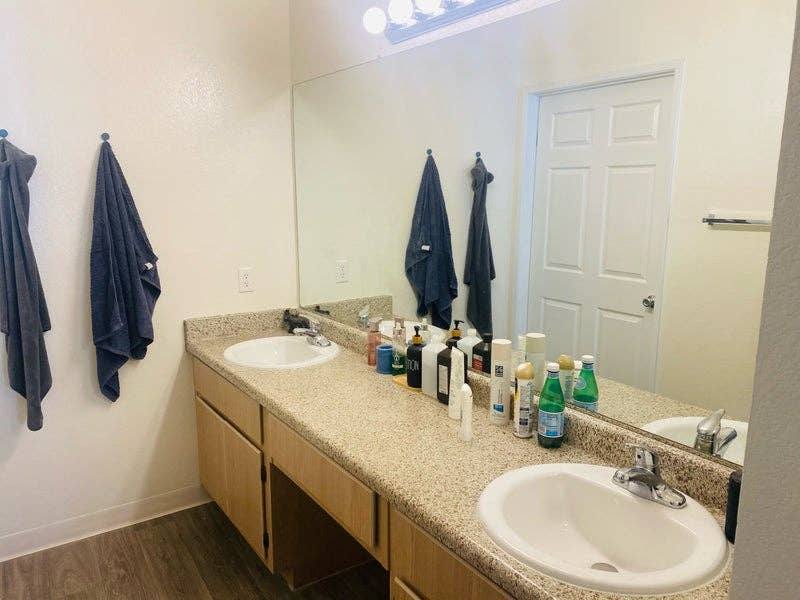 2 bed/2bath apartment Green Valley