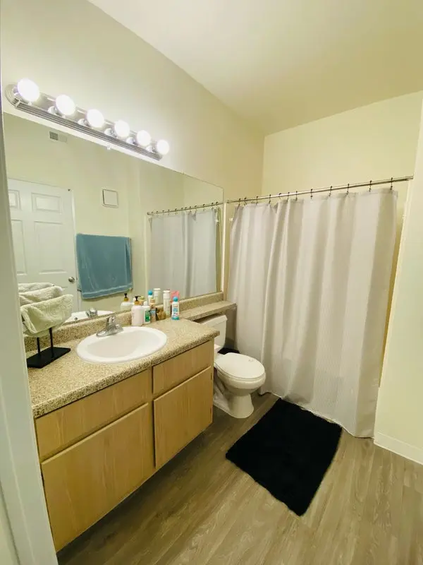 2 bed/2bath apartment Green Valley