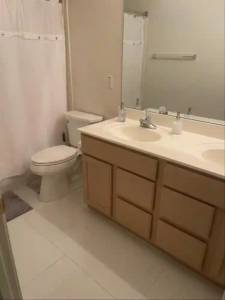 Room for Rent fully furnished