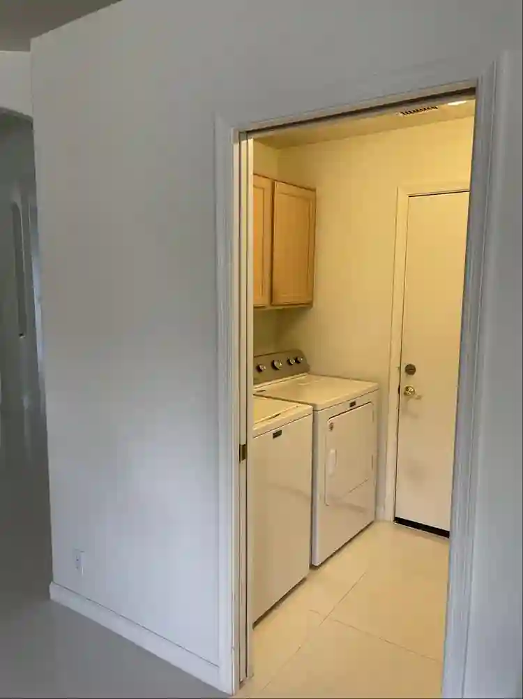 Room for Rent fully furnished