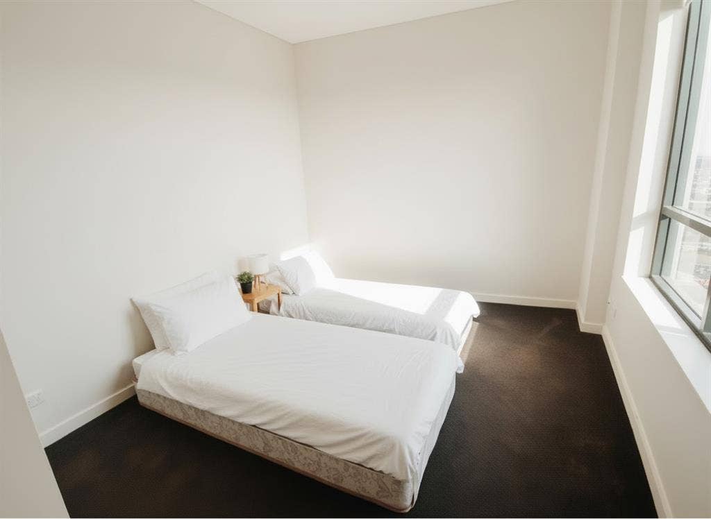 Shared room 2 people Wolli Creek