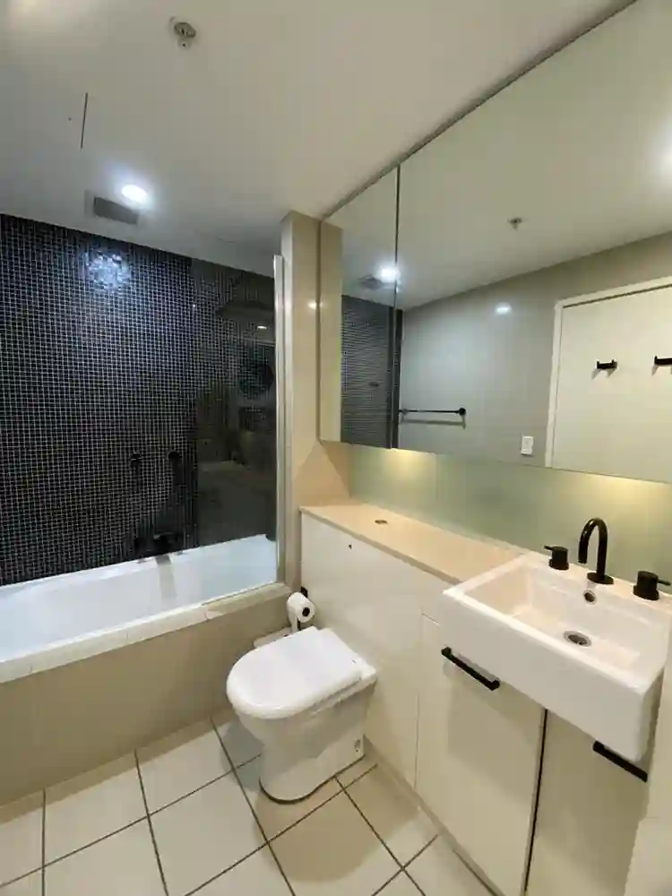 Shared room 2 people Wolli Creek