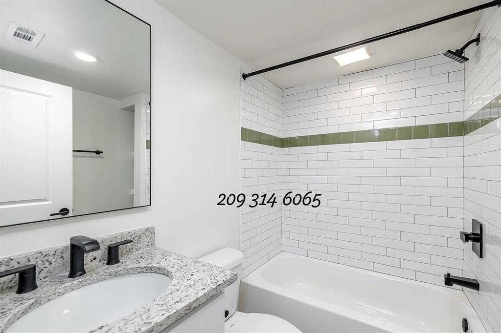 Castlegate Collier Hills