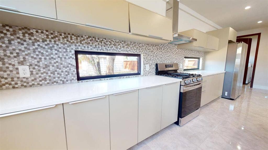 1 BR in Dallas