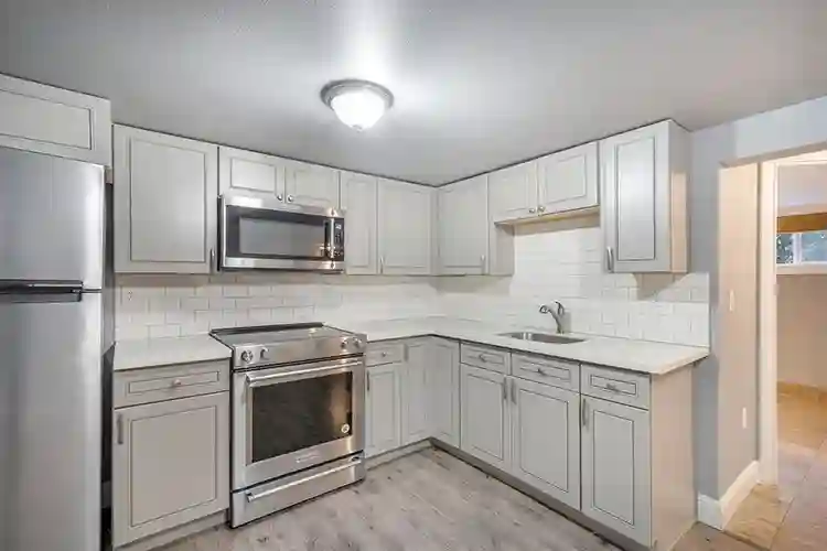1 BR in Portland