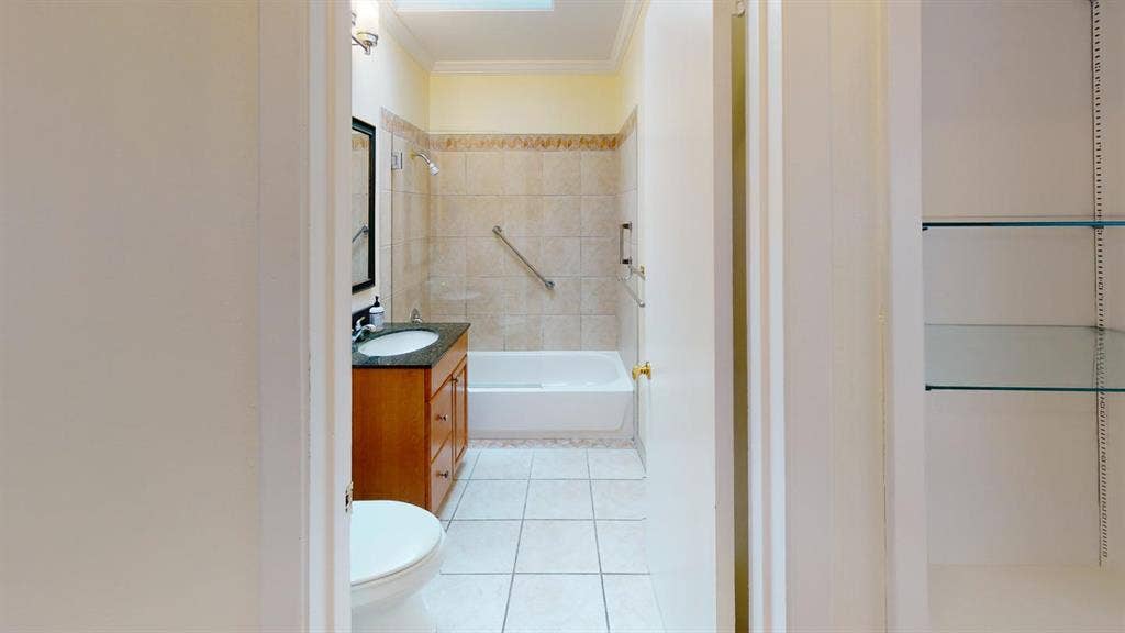 1 BR in SF