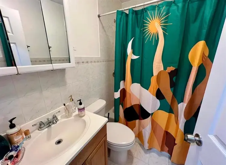 Spacious Studio Apartment, FCFS