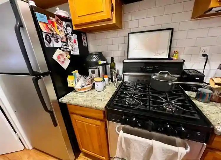 Spacious Studio Apartment, FCFS