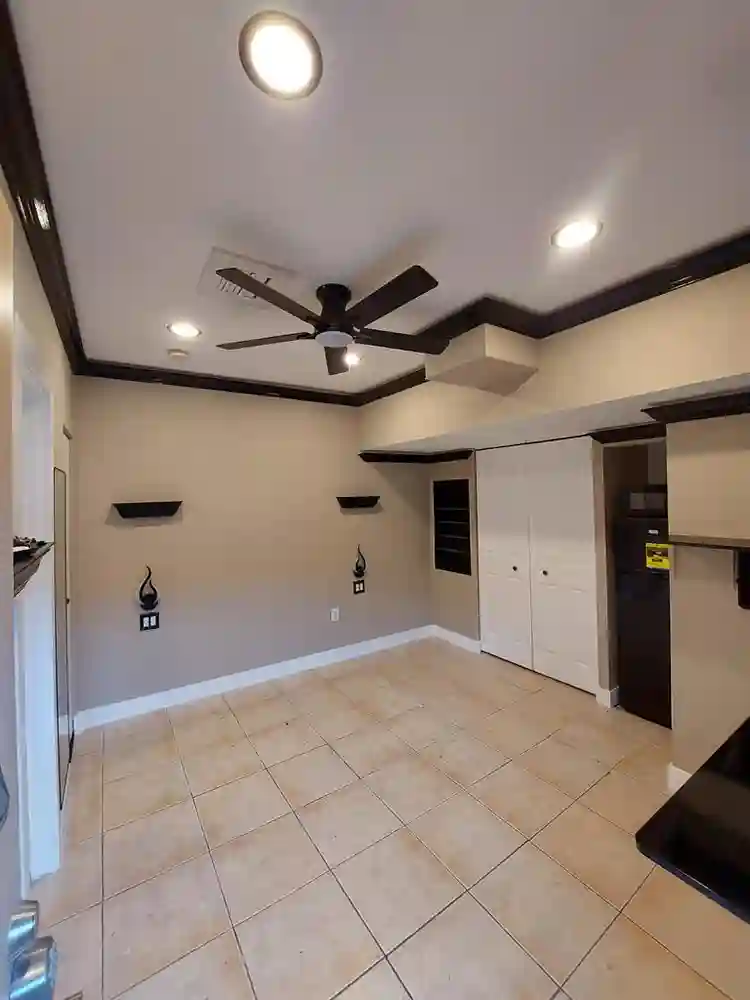 ROOM WITH PRIVATE ENTRANCE & BATH