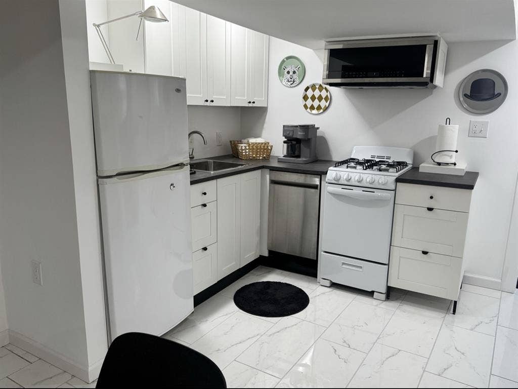 furnished studio
