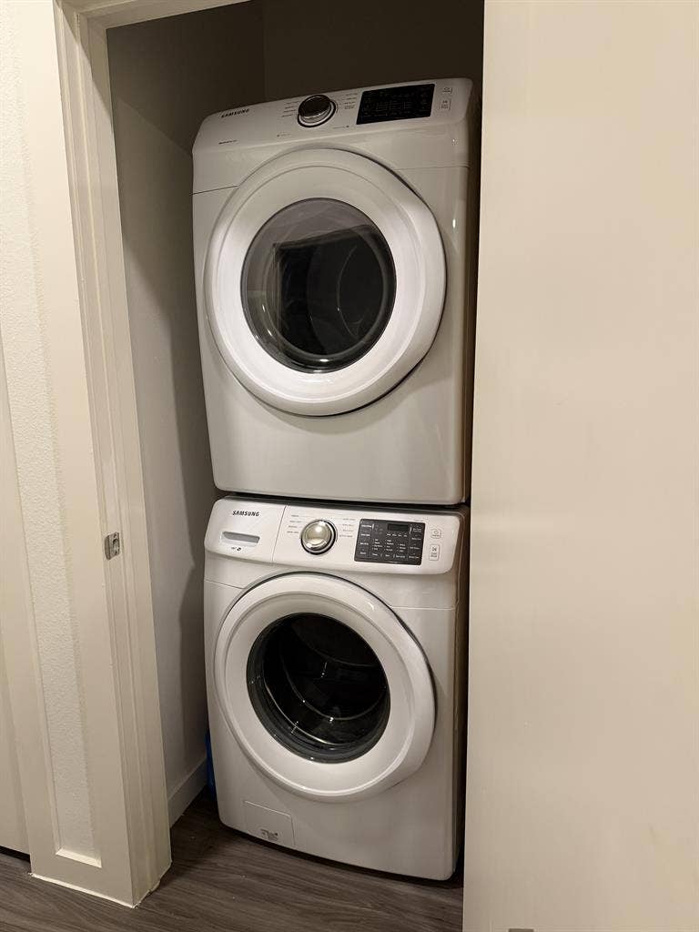 Furnished studio in Dallas