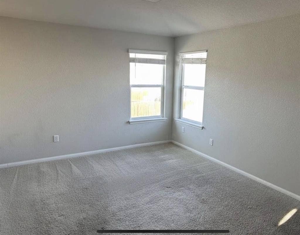 Private room and bath- $875