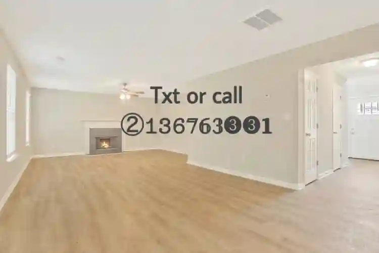 Beautiful room available