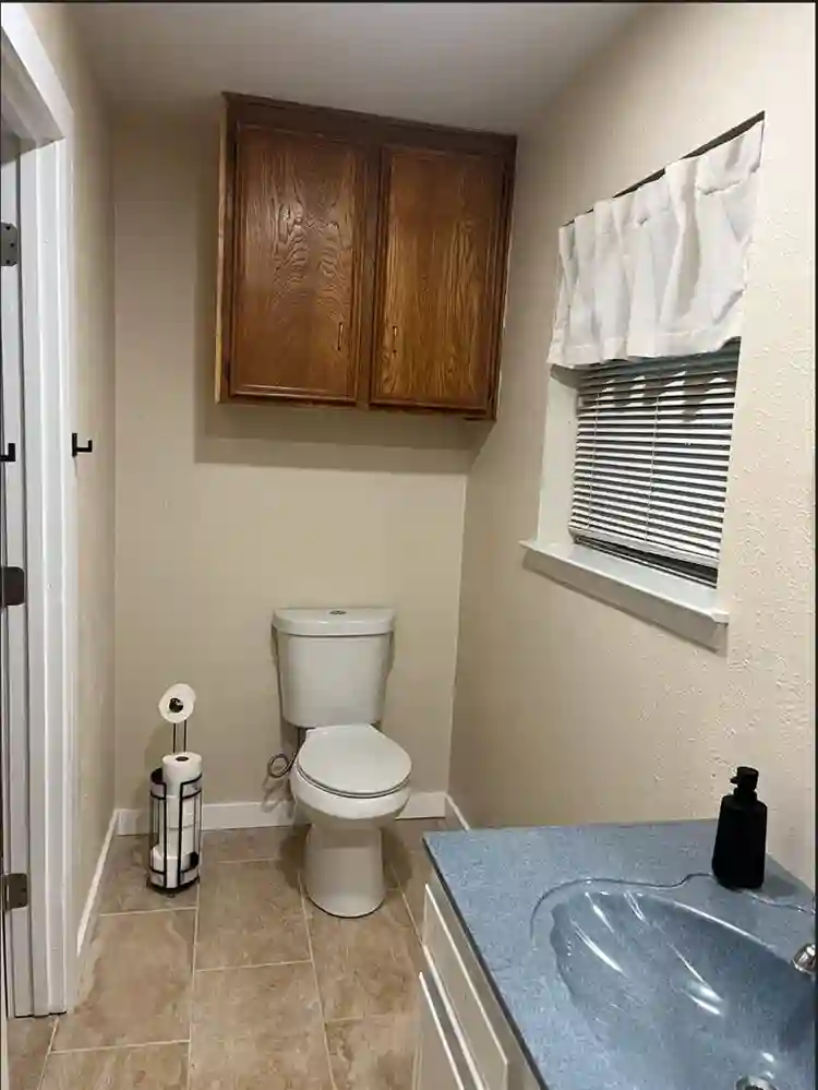 600 USD Furnished, Ut. Included