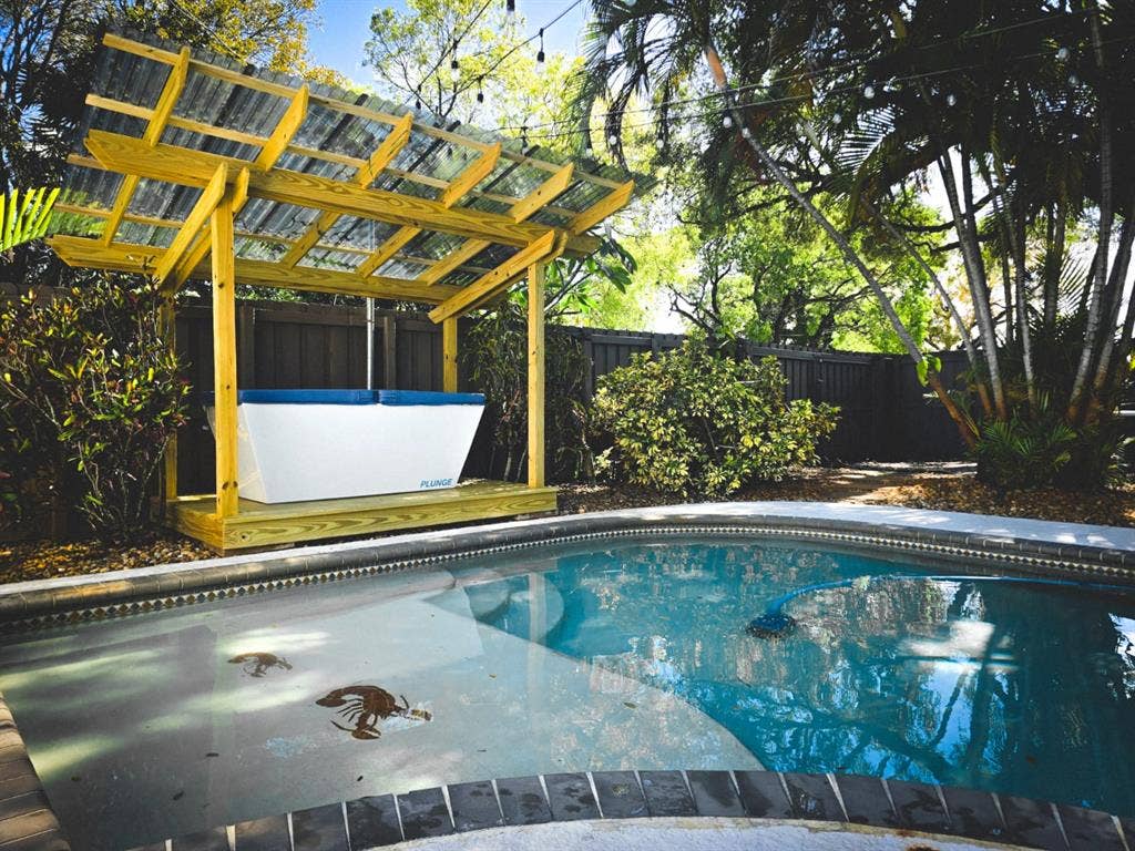 Private room 4 rent in DWN TWN FTL