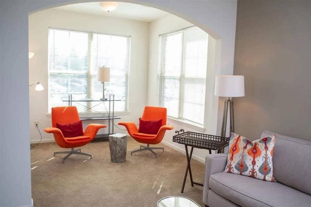 Whole unit sublet available now!