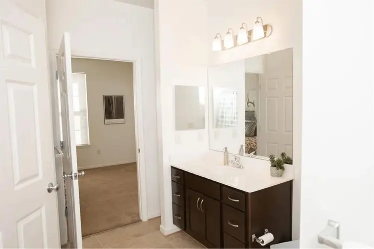 Whole unit sublet available now!