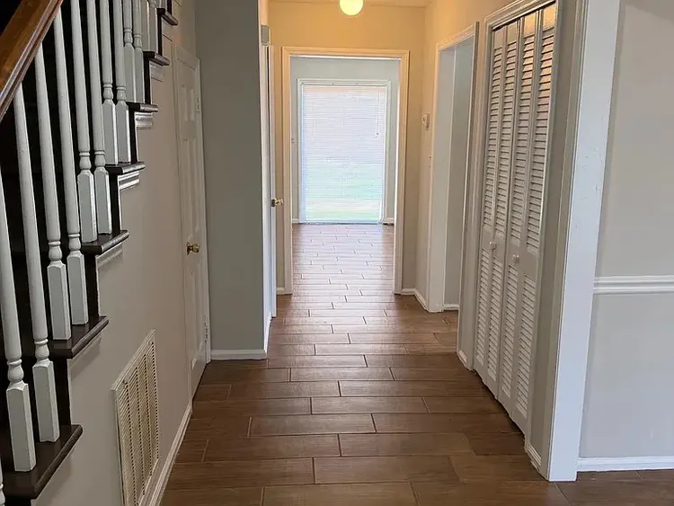 3 BR in Burlington