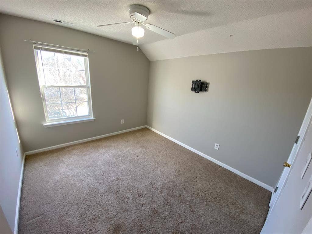 4 BR in Durham