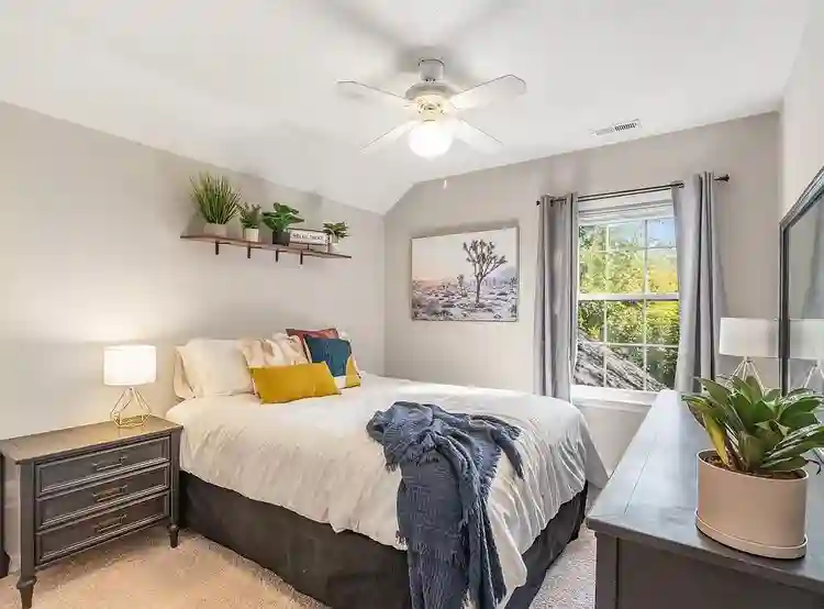 4 BR in Durham