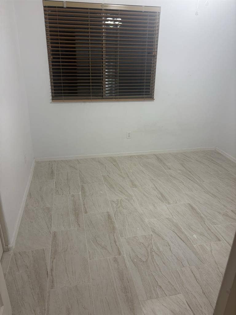 📣Rooms $750–$850 • Move In Now!