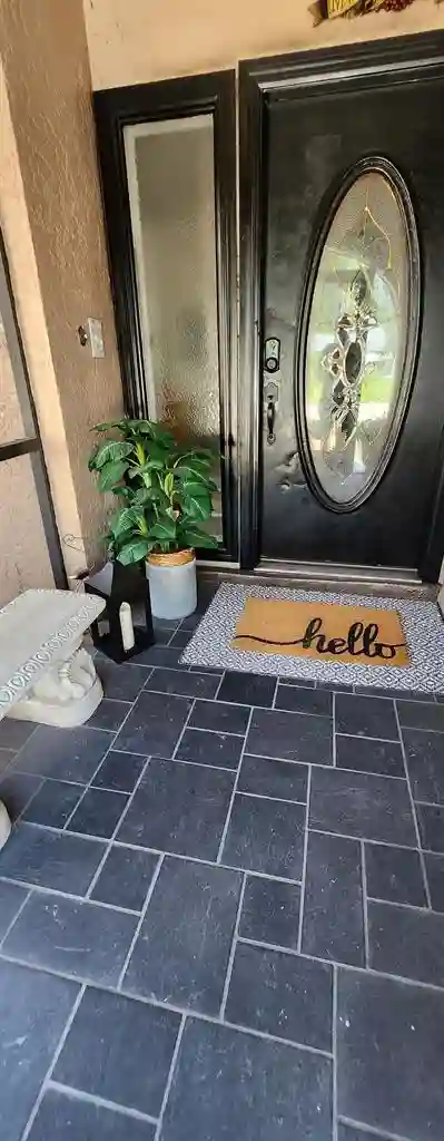 Primary large room with bathroom
